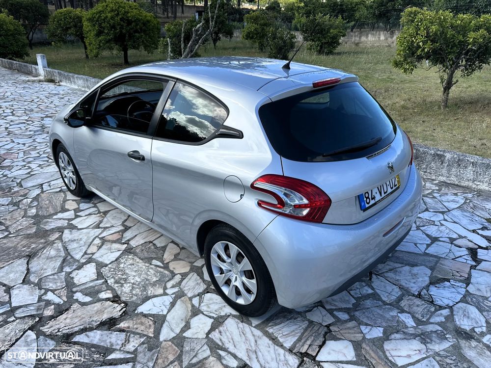 Peugeot 208 HDi 68 Like - 3