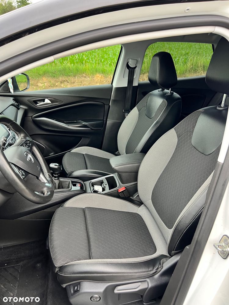 Opel Grandland X 1.2 Start/Stop Business INNOVATION - 19