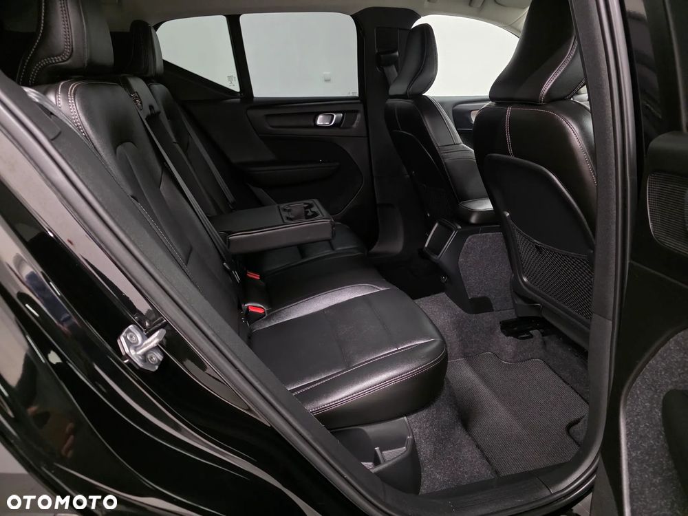 Volvo XC 40 D3 SCR Inscription - 16