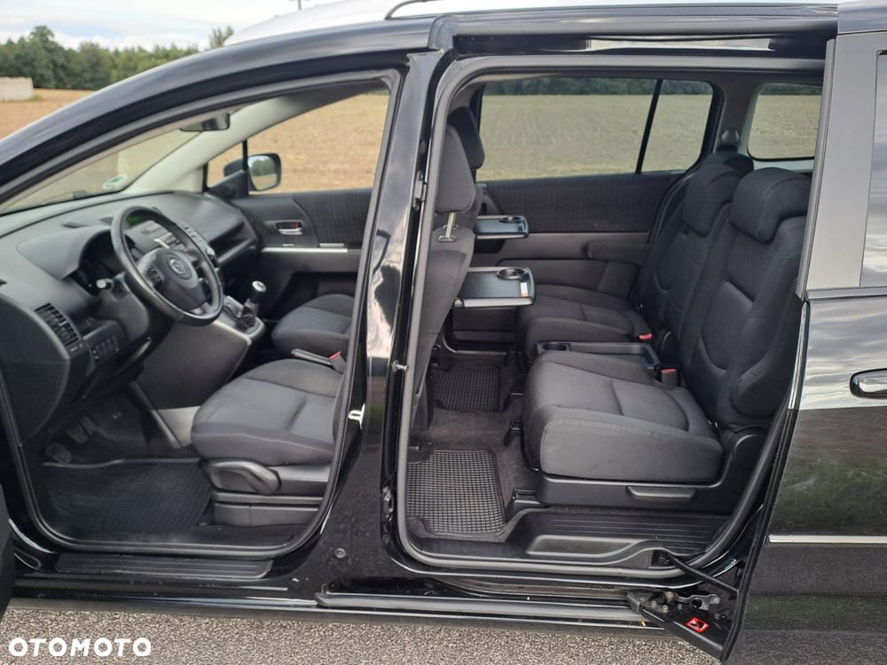 Mazda 5 2.0 Exclusive + - 11
