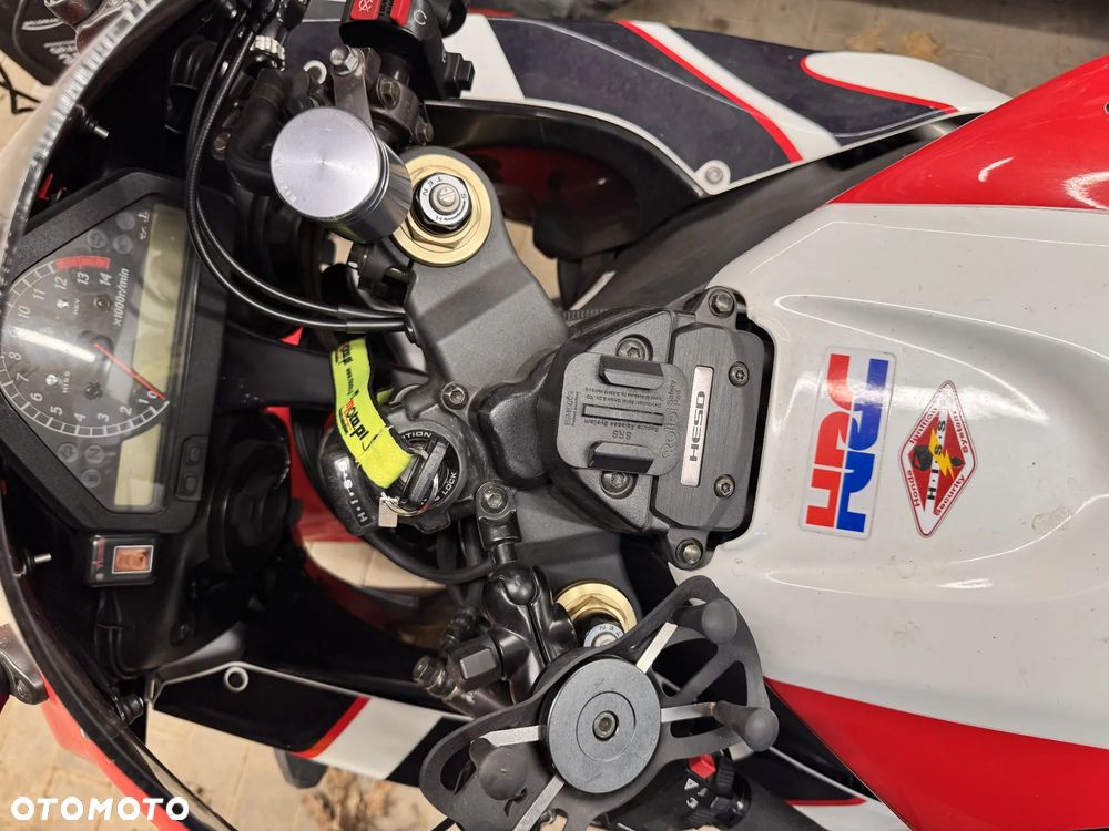 Honda CBR - 14