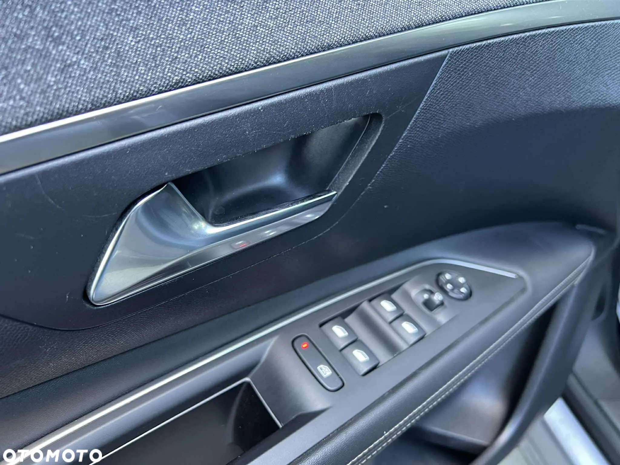 Peugeot 3008 BlueHDi 130 Stop & Start Allure - 31