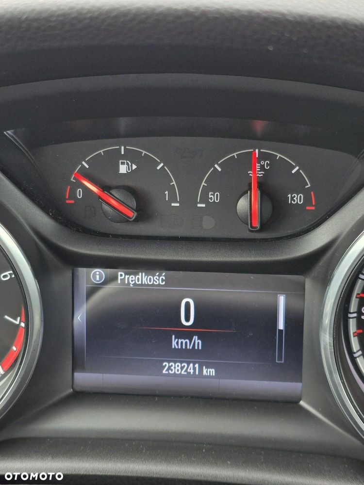 Opel Astra - 37