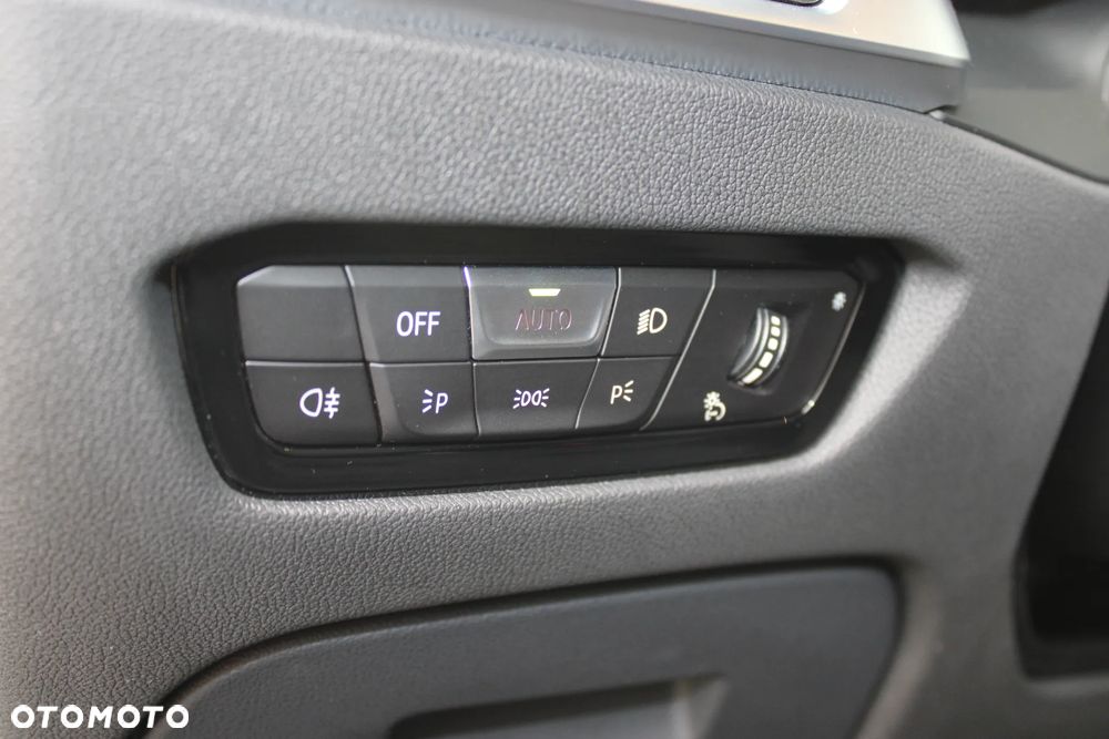 BMW Seria 4 420i - 25