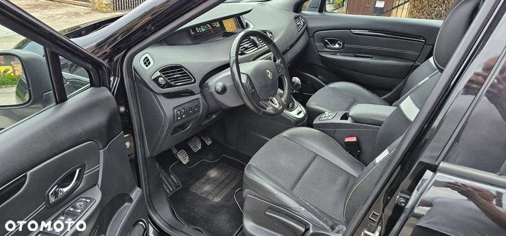 Renault Grand Scenic Gr 1.6 dCi Energy Bose Edition - 11