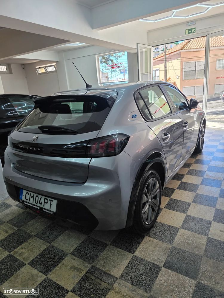 Peugeot e-208 - 3