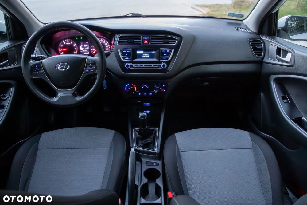 Hyundai i20 1.2 BlueDrive Classic + - 22