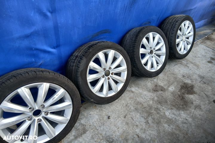Jante aliaj cu anvelope 17 - set 3AA601025F 235/45 R17 7.5JX17H2 ET47 - 3