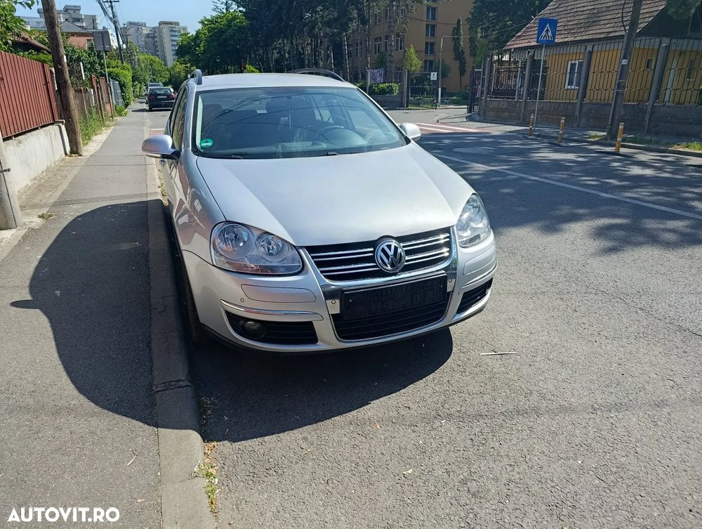 Volkswagen Golf 1.9 TDI DPF DSG Individual - 17