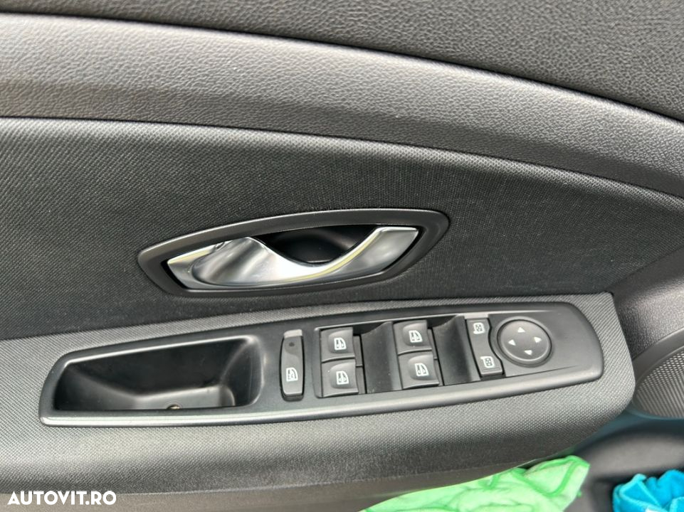 Renault Megane Grandtour ENERGY dCi 110 ECO2 EXPERIENCE - 27