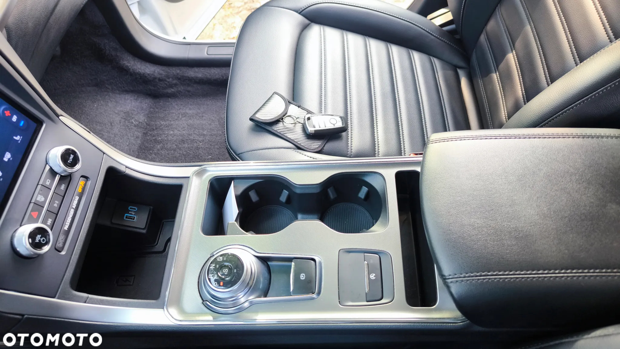 Ford Edge - 18