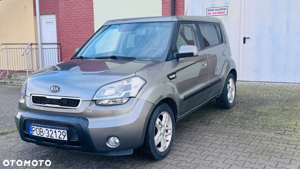 Kia Soul 1.6 CRDi L - 1