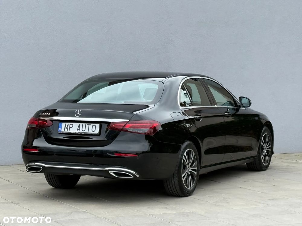 Mercedes-Benz Klasa E 220 d - 6