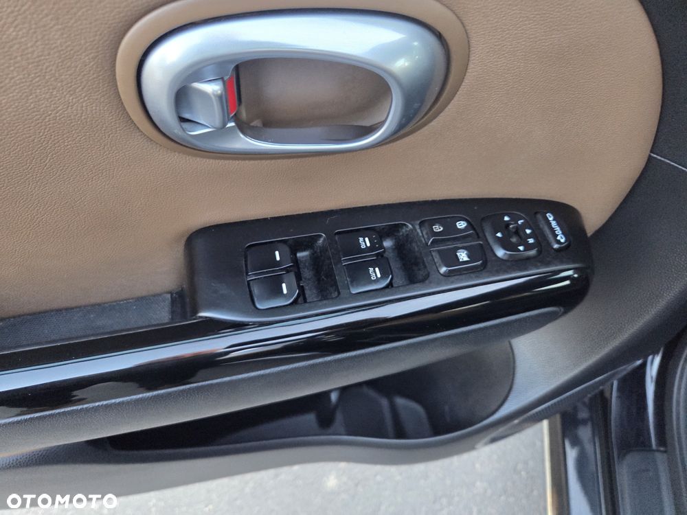Kia Soul 1.6 GDI Dream Team Edition - 28