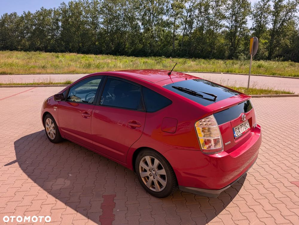 Toyota Prius 1.5 VVT-i Sol - 9