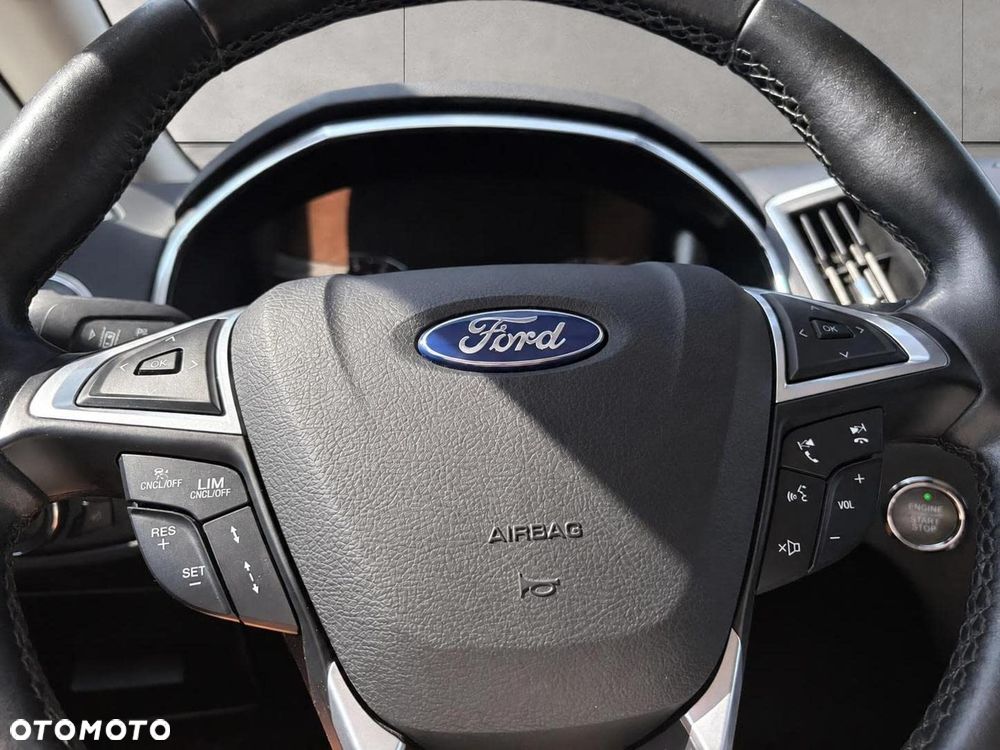Ford S-Max 2.0 TDCi 4WD Titanium - 23