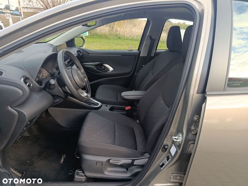 Toyota Yaris - 15