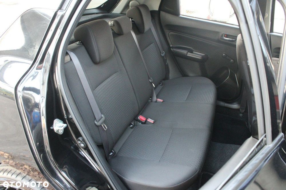 Suzuki Swift 1.2 Premium - 12