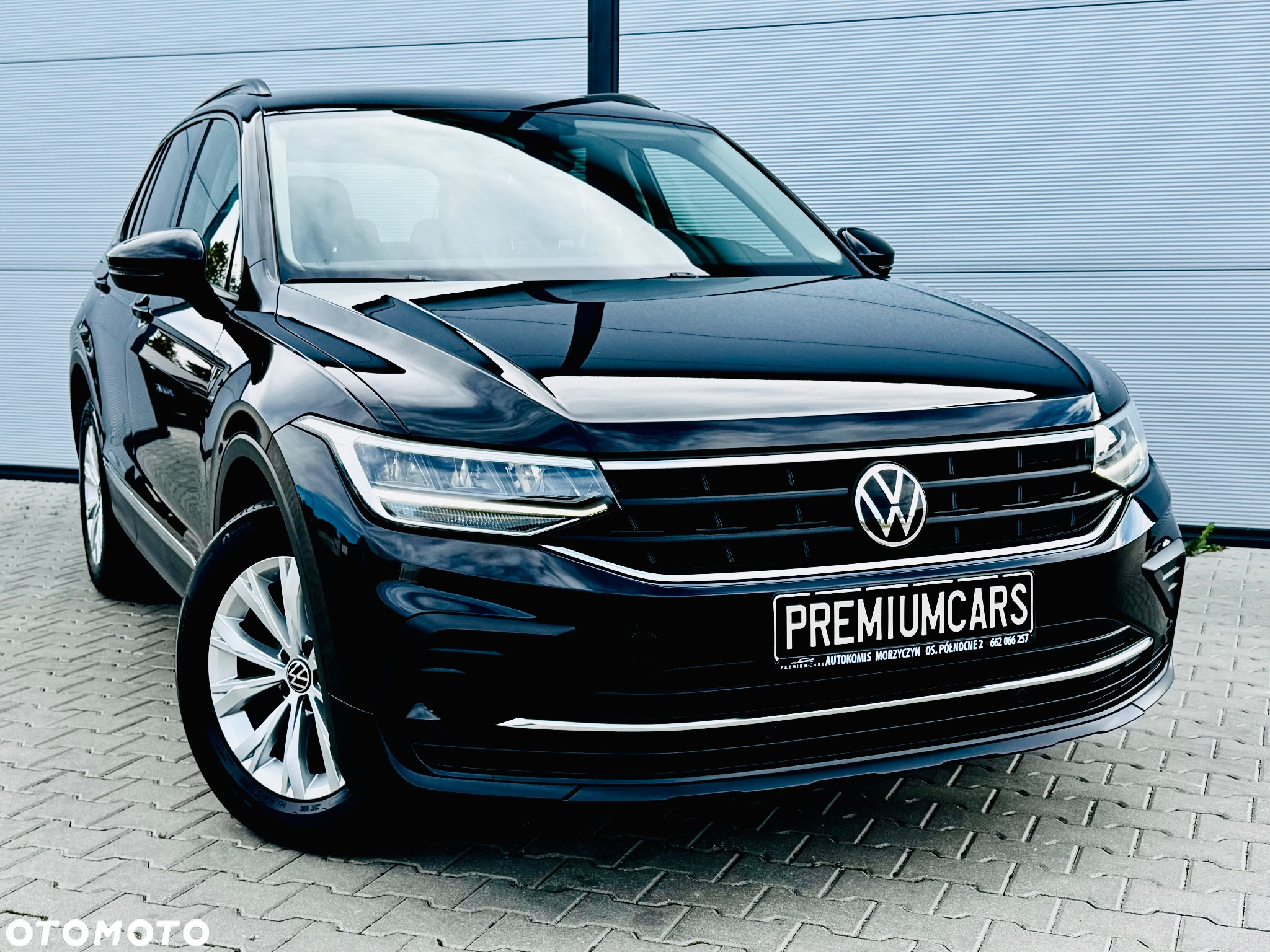Volkswagen Tiguan - 12