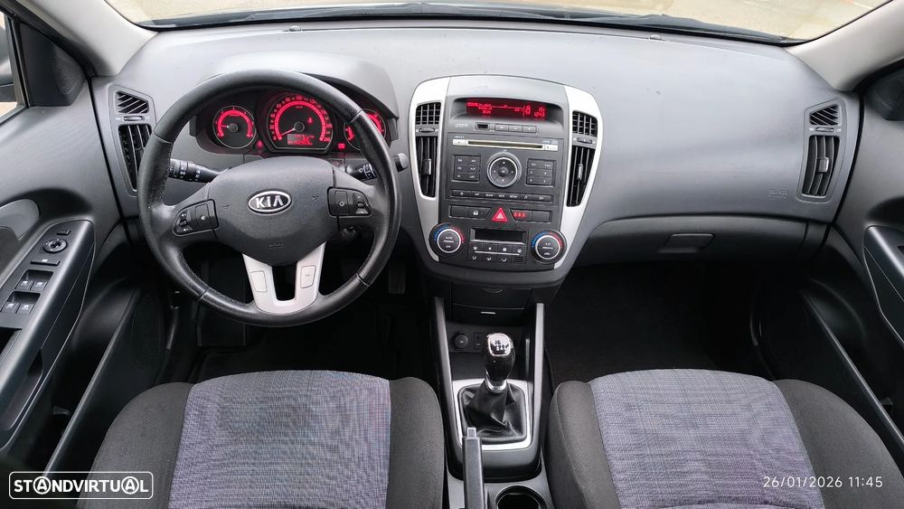 Kia Ceed 1.6 CRDi EX Eco - 30