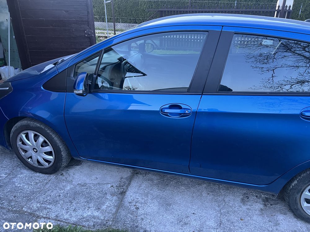 Toyota Yaris 1.0 Life EU6 - 3