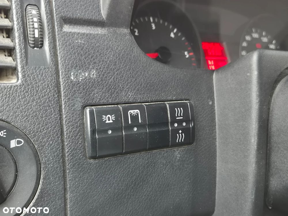 Volkswagen Crafter L3H2, 2.5TDi 136KM, blaszak, automat, klima, webasto - 12