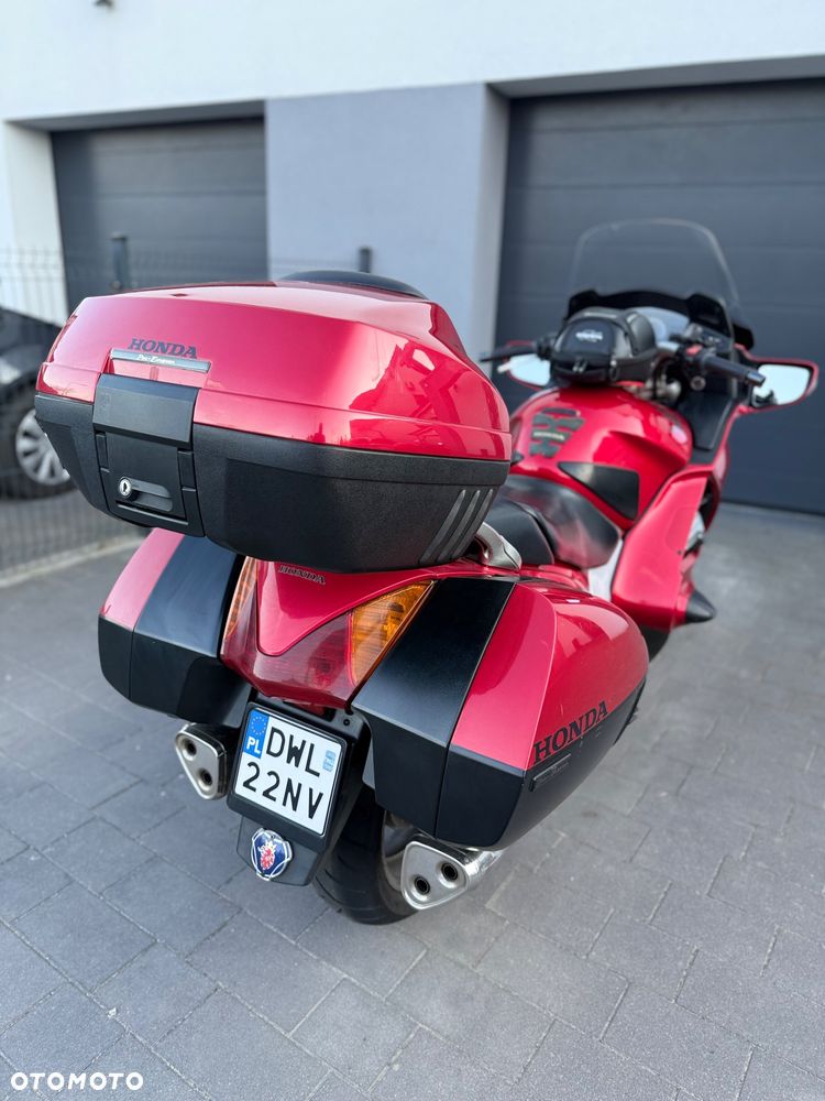 Honda ST - 10