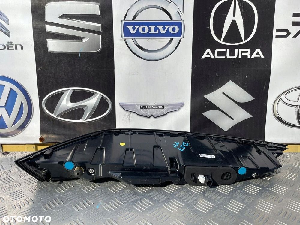 CITROEN DS7 LIFT CROSSBACK LAMPA PRAWA TYŁ 9841320380 - 5