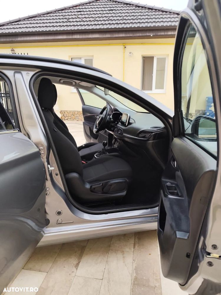 Fiat Tipo - 11