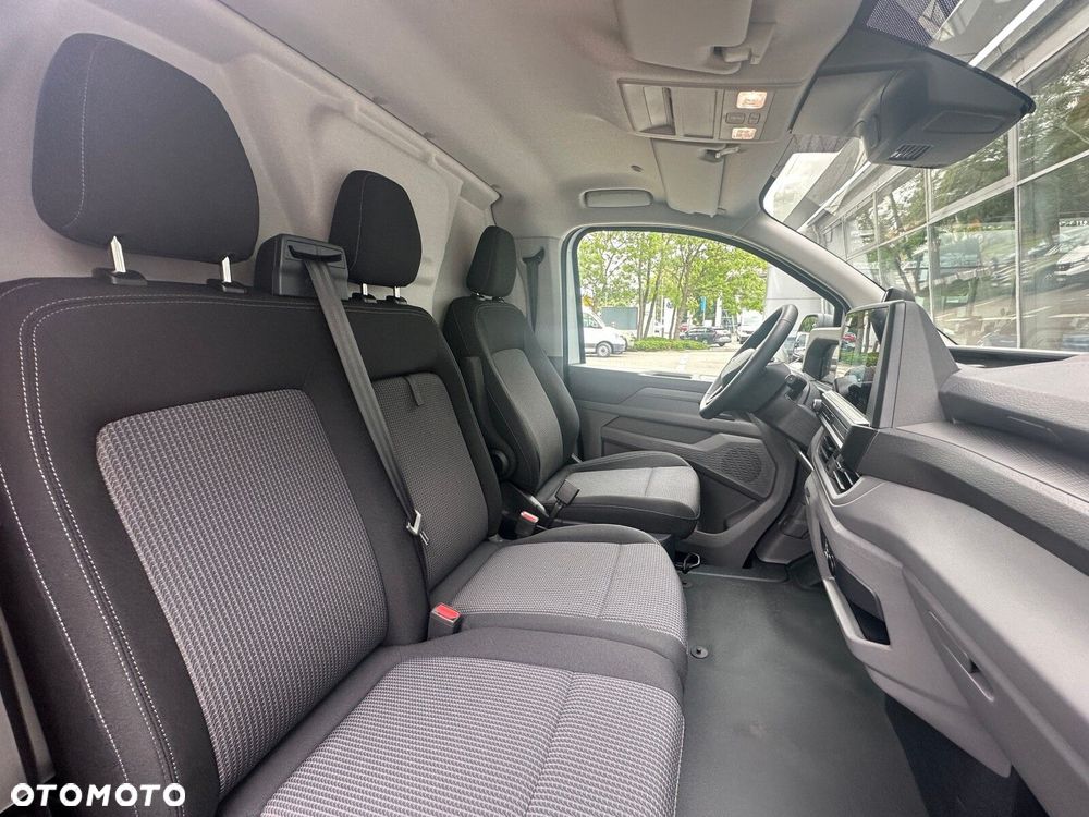 Volkswagen Transporter Transporter Furgon silnik: 2,0 l TDI 150 KM / skrzynia biegów: 8-biegowa automatyczna rozstaw osi: 3100 mm - 13