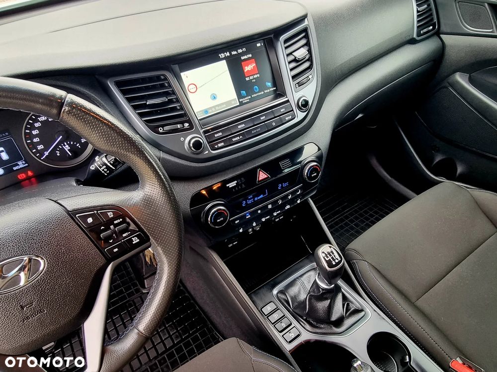 Hyundai Tucson blue 1.6 GDi 2WD Navi - 19