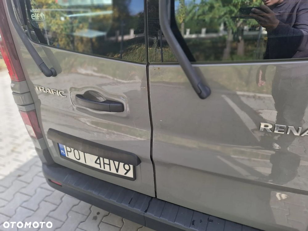 Renault Trafic Grand Passenger 3,0t Business - 16