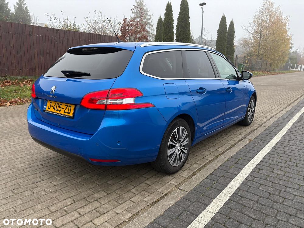 Peugeot 308 - 4