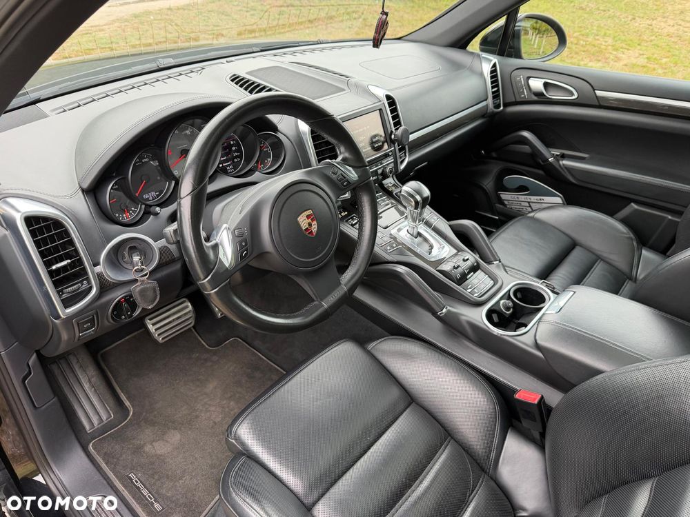 Porsche Cayenne S - 15