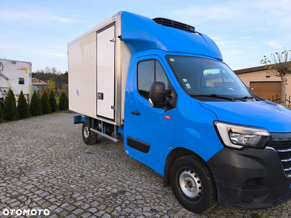 Renault Master - 18