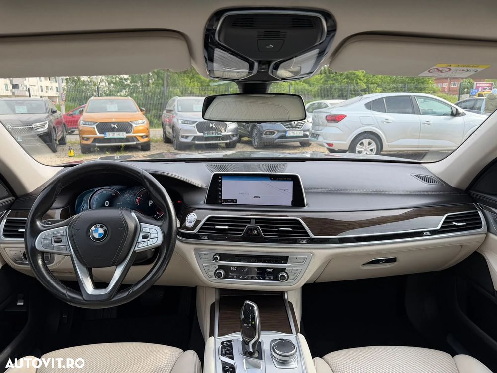 BMW Seria 7 730d xDrive - 9