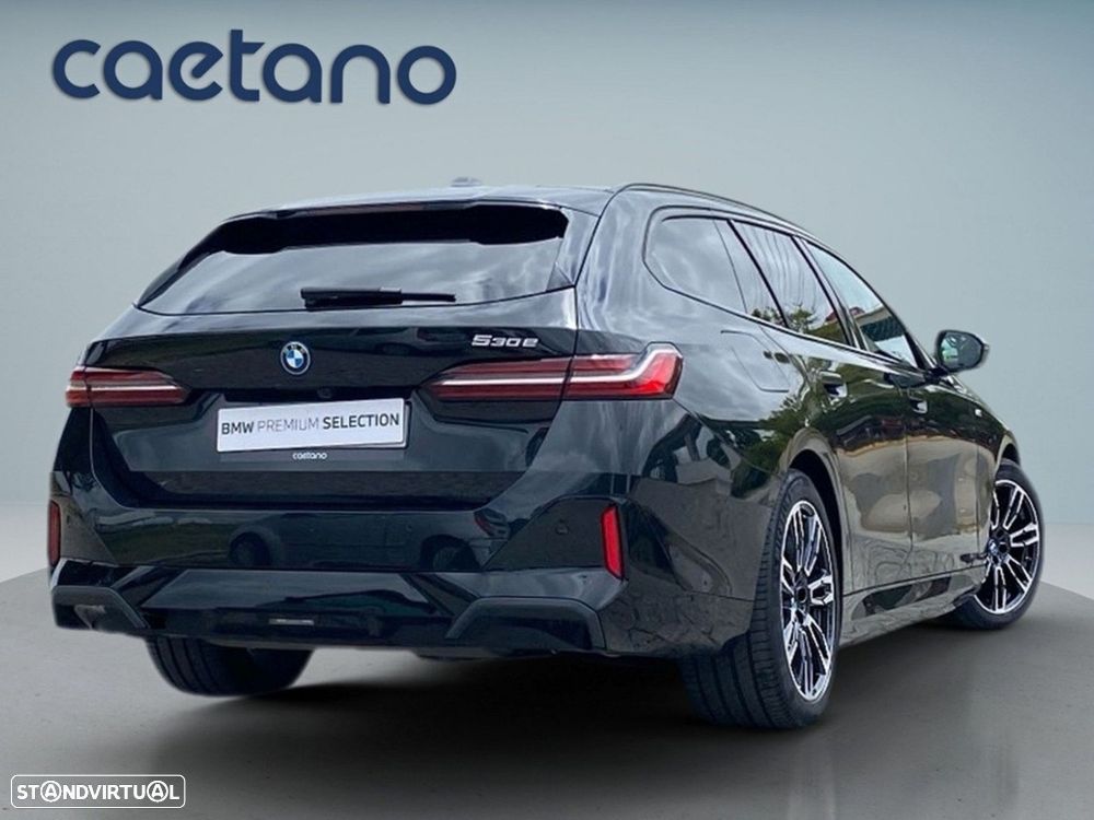 BMW 530 e Pack Desportivo M — fotografia 7