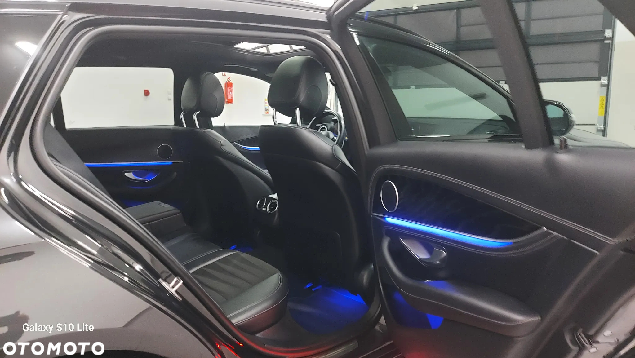 Mercedes-Benz Klasa E 300 de 9G-TRONIC - 16