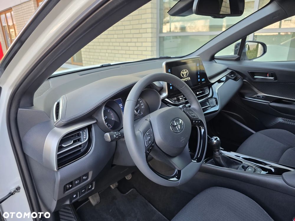 Toyota C-HR - 17