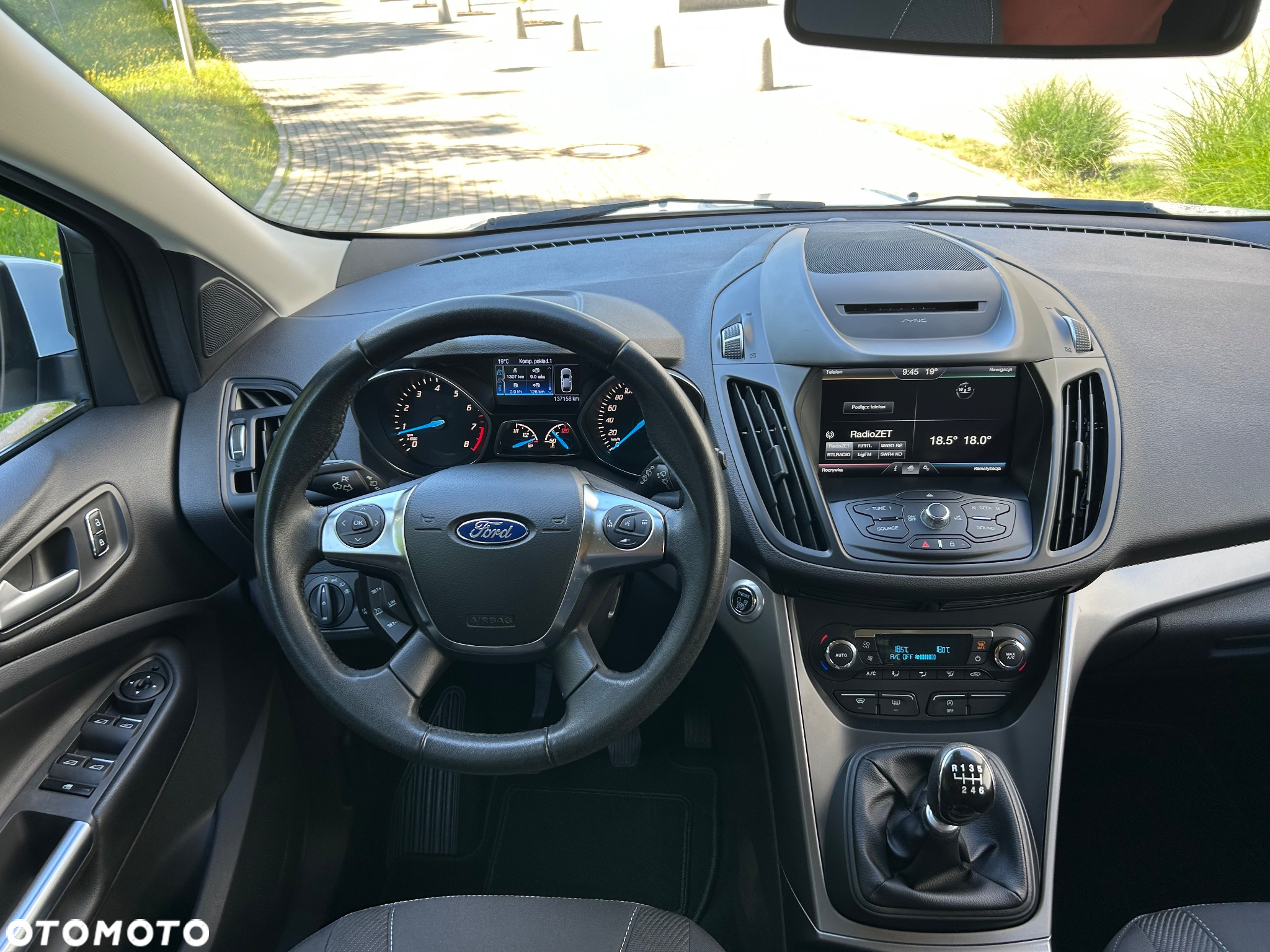 Ford Kuga 1.5 EcoBoost 2x4 Titanium - 26