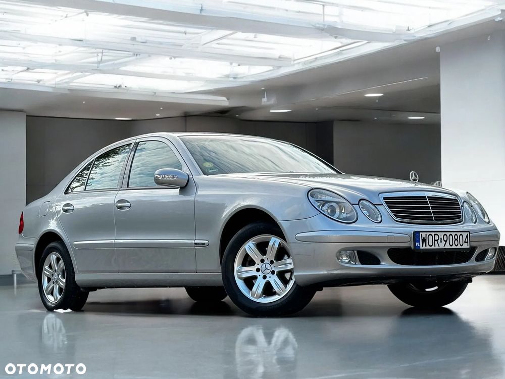 Mercedes-Benz Klasa E 240 Classic - 5