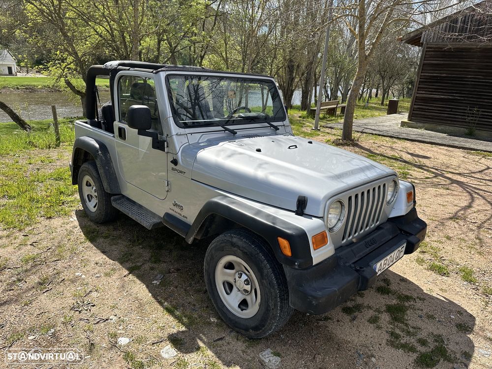 Jeep Wrangler - 22
