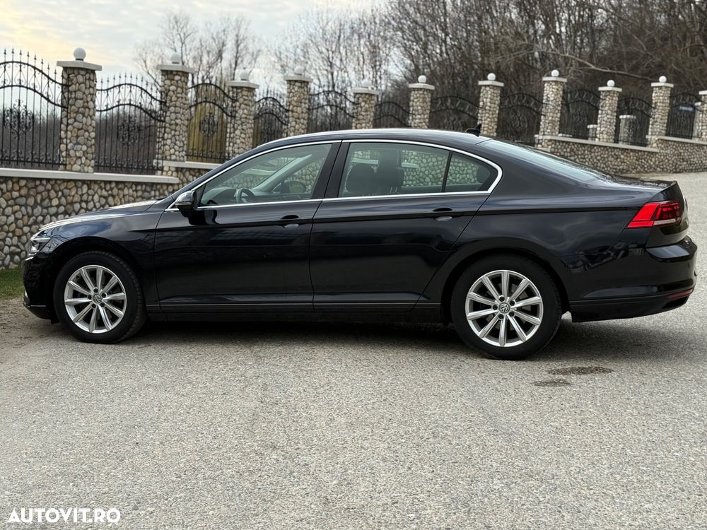 Volkswagen Passat - 4