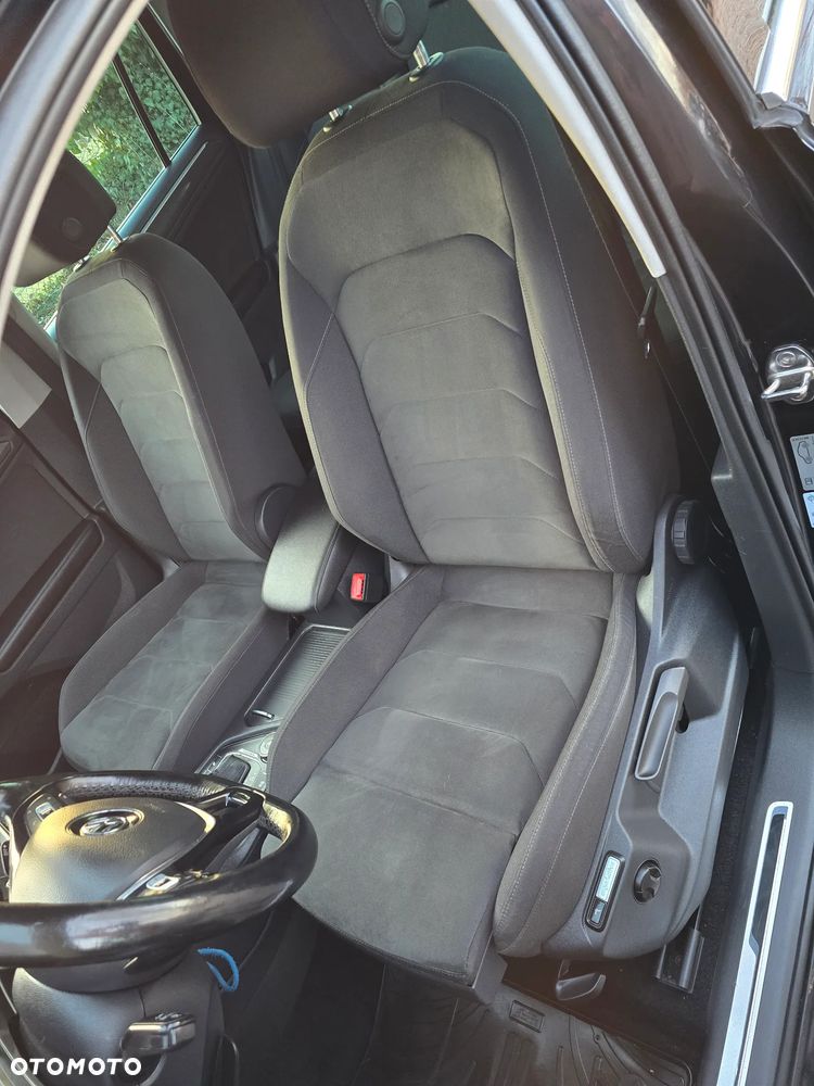 Volkswagen Tiguan 2.0 TDI SCR 4Motion (BlueMotion Techn.) DSG Highline - 18