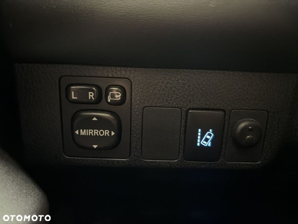 Toyota RAV4 - 18