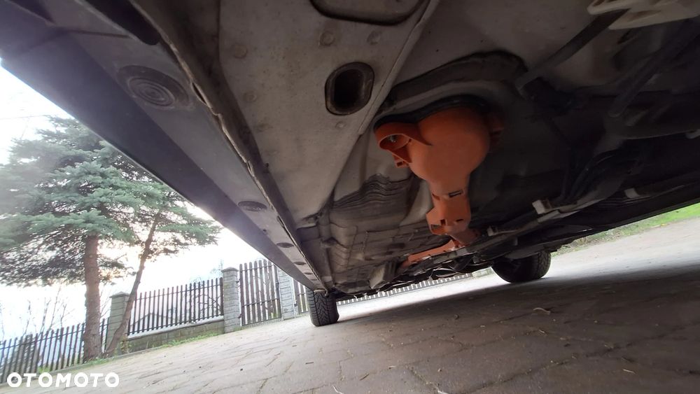 Toyota Yaris 1.5 VVT-i Style - 23