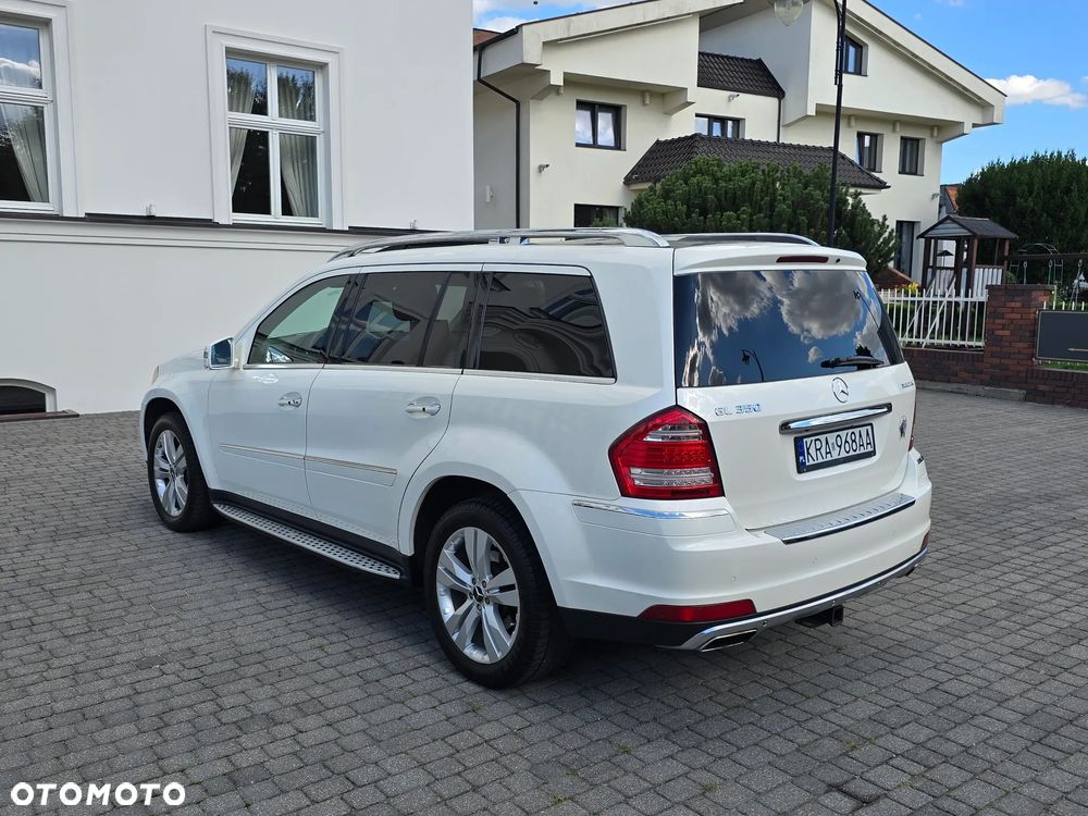 Mercedes-Benz GL 350 BlueTEC 4Matic 7G-TRONIC Grand Edition - 9