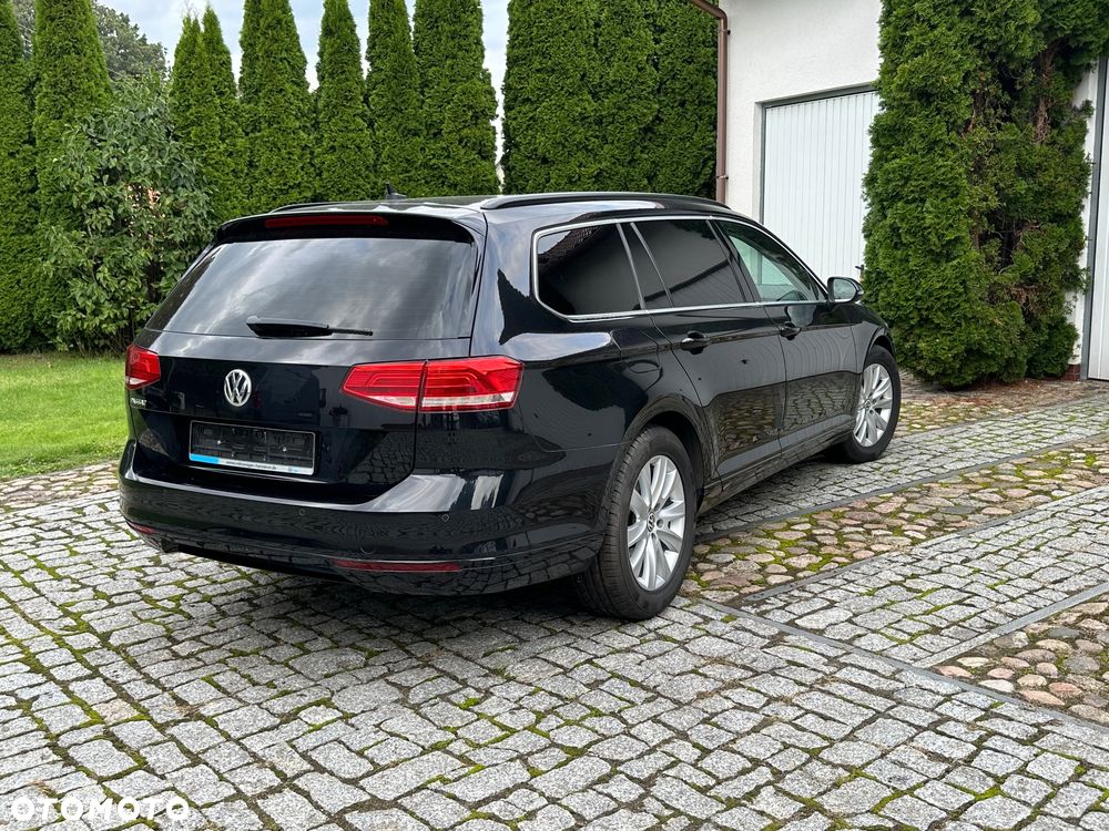 Volkswagen Passat Variant - 17