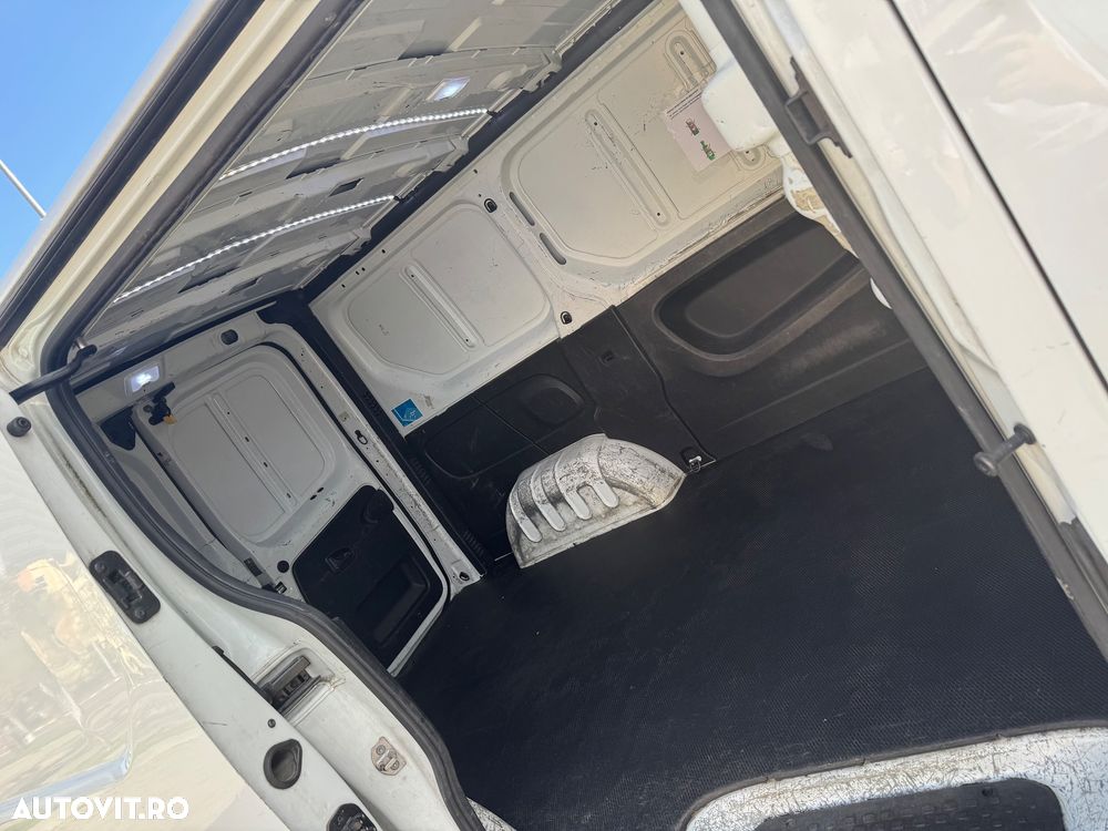 Renault Trafic ENERGY Spaceclass - 14