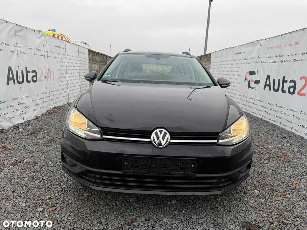 Volkswagen Golf Variant 1.6 TDI SCR Trendline - 4